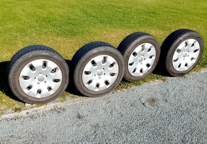 4 roues hiver 185/60-15 pour Audi A1, entraxe 5x100, Autos : Pièces & Accessoires, Pneus & Jantes, Pneus et Jantes, Pneus hiver