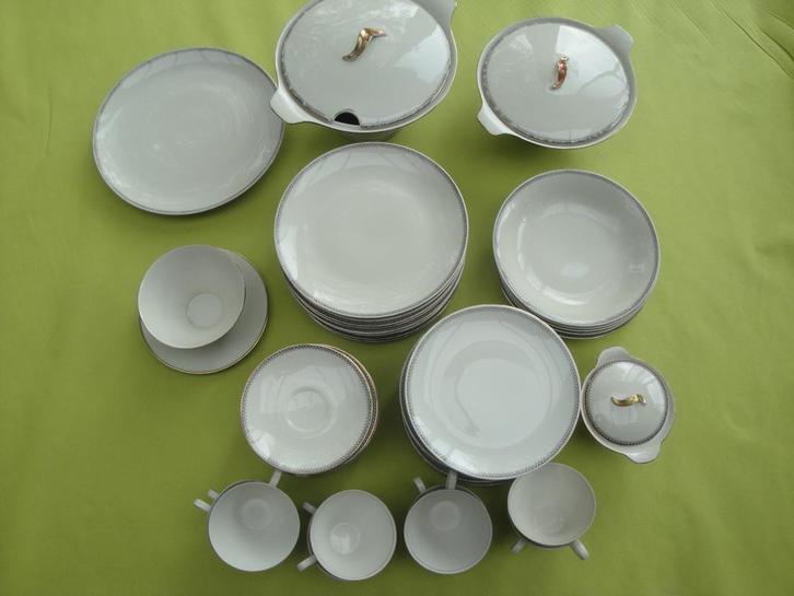 Vintage service, Antiek en Kunst, Antiek | Keramiek en Aardewerk, Ophalen