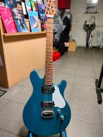 Music  Man Valentine TLB + case, Ophalen, Zo goed als nieuw, Solid body