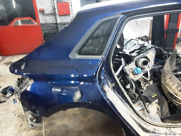 SPATBORD RECHTS ACHTER Audi A3 Sportback (8YA) (01-2019/-), Auto-onderdelen, Carrosserie, Spatbord, Audi, Achter, Rechts, Gebruikt