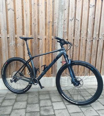 Trek mtb Carbon XL Procaliber  beschikbaar voor biedingen
