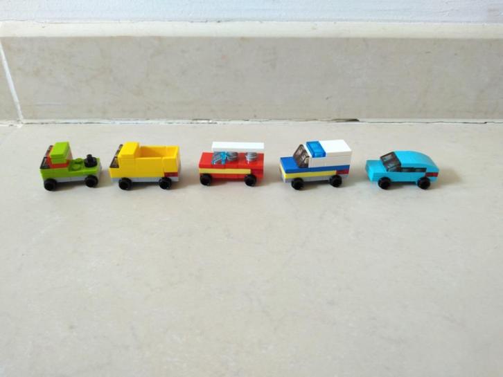 Lego lot de petites voitures du calendrier City 2020 60268, Kinderen en Baby's, Speelgoed | Duplo en Lego, Gebruikt, Lego, Losse stenen