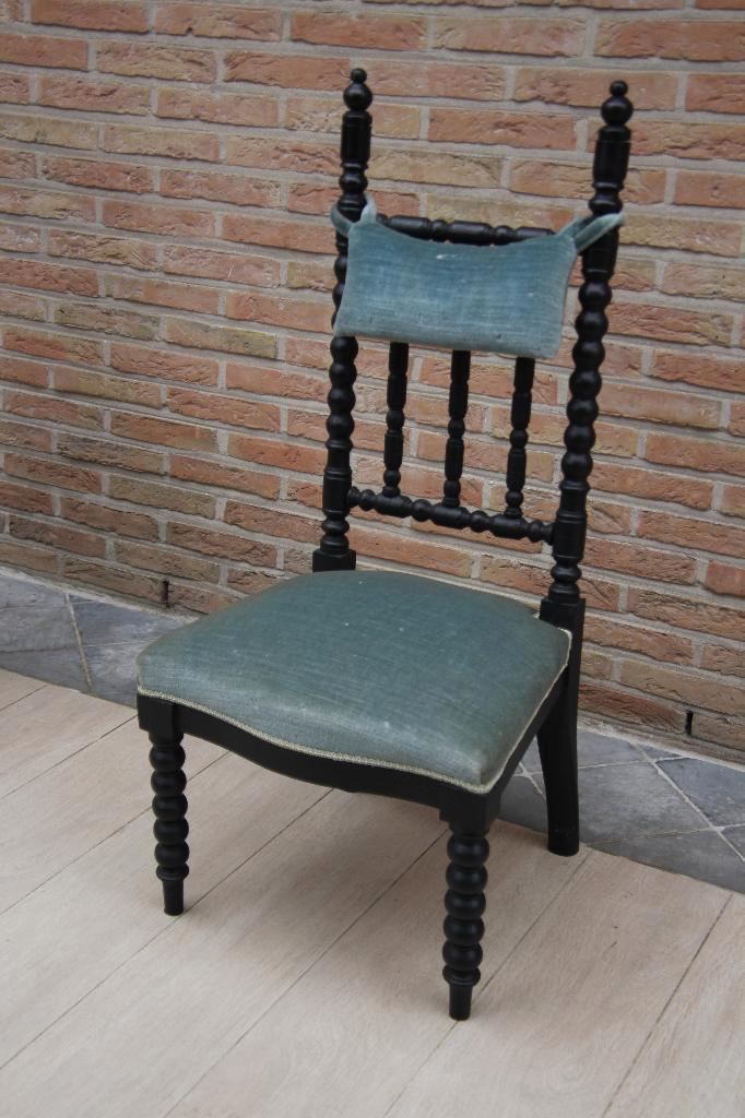 Chaise d'église, Antiquités & Art, Antiquités | Meubles | Chaises & Canapés, Enlèvement