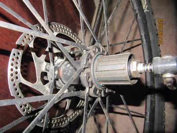 Roue vtt 26pouces beschikbaar voor biedingen