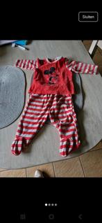 Tweedelige pyjama maat 68 Disney World, Kinderen en Baby's, Ophalen of Verzenden, Zo goed als nieuw
