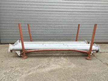 Poteaux en métal galvanisé avec base et plaque frontale, Enlèvement, Geen idee, Metalen palen, Info@timshop.be