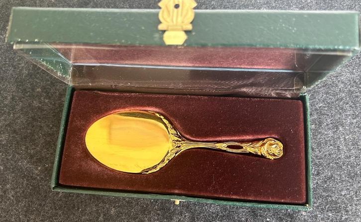 WMF 23 karaats vergulde vintage taartschep, Antiek en Kunst, Antiek | Zilver en Goud, Goud, Ophalen of Verzenden