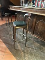 Hoge barstoel - te bieden/ High barchair - To Bid, Huis en Inrichting, Barkrukken, Ophalen, Gebruikt, Hout
