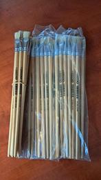 Large gamme de pinceaux Bouhon., Hobby & Loisirs créatifs, Peinture, Enlèvement ou Envoi