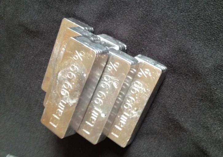 Lingot d’etains pur 99.99 format 1 kilo, Timbres & Monnaies, Métaux nobles & Lingots, Platine, Enlèvement ou Envoi