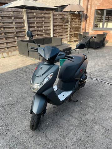Peugeot Kisbee RS b-klasse beschikbaar voor biedingen