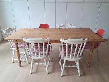 6 stoelen beschikbaar voor biedingen