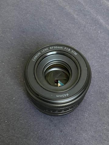 Canon RF 50mm f/1.8 beschikbaar voor biedingen