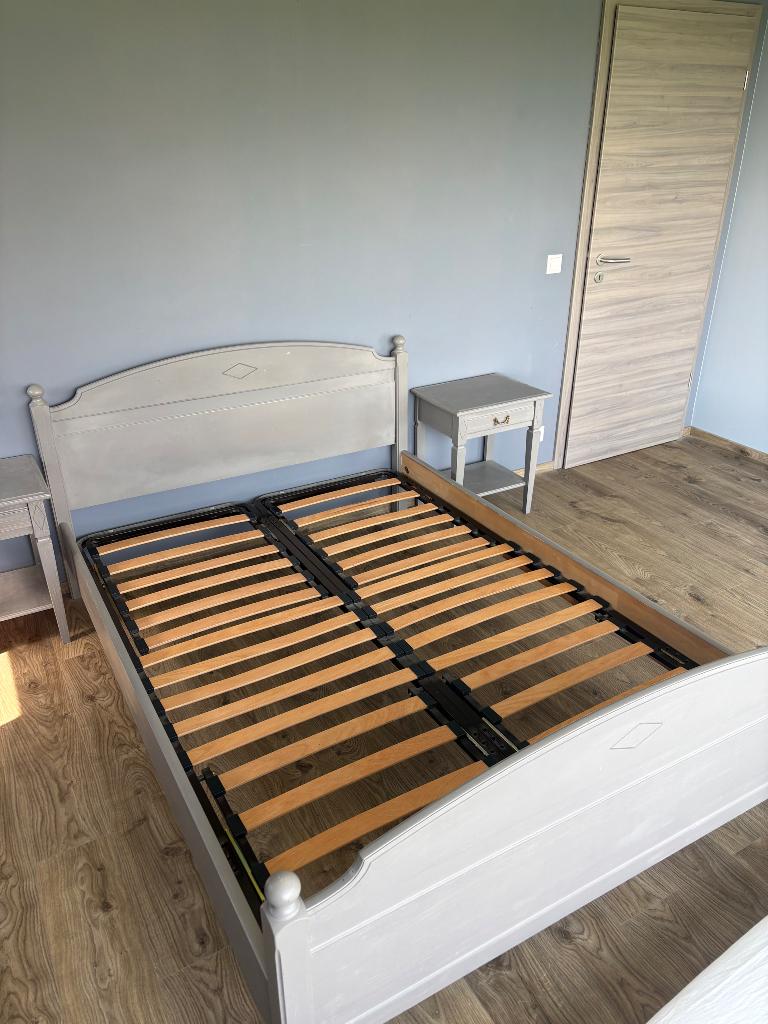 Lit double en bois, Maison & Meubles, Autres couleurs, 140 cm, Enlèvement, Utilisé