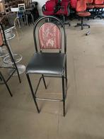 16 tabourets de bar avec dossier et assise en cuir noir, Avec repose-pieds, Enlèvement, Utilisé, Cuir