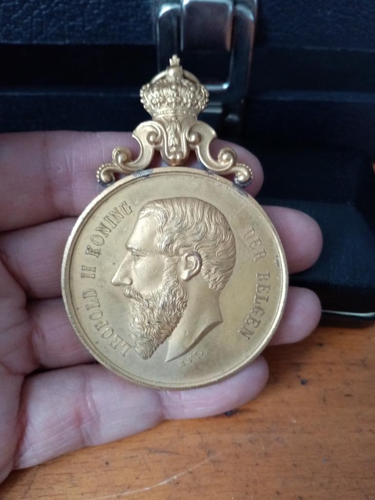 5 MÉDAILLE  BELGIQUE