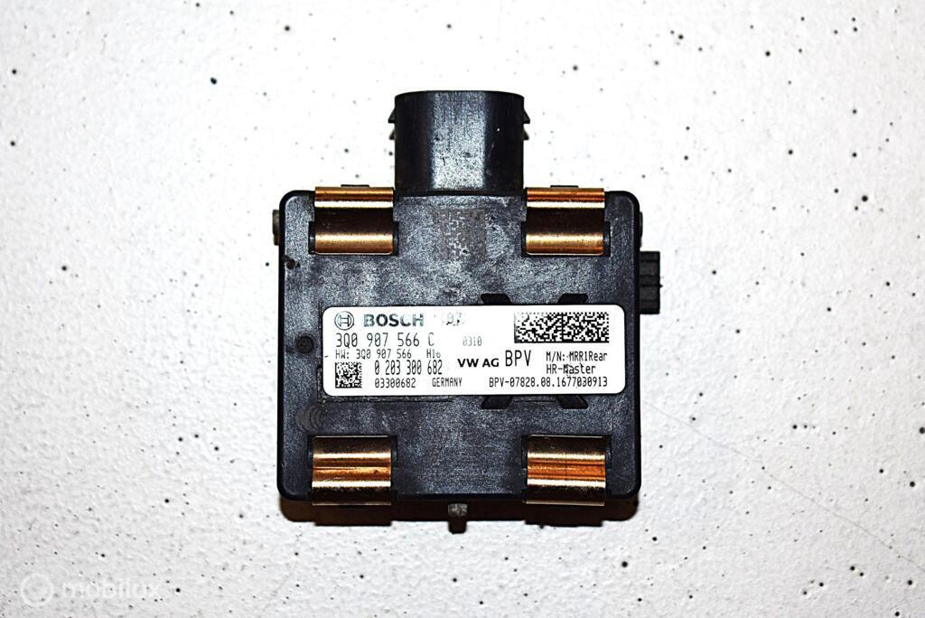 Radarsensor div. Volkswagen oa. Passat B8 Superb 3Q0907566C, Autos : Pièces & Accessoires, Électronique & Câbles, Volkswagen, Utilisé