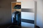 Kleerkast gratis af te halen, Ophalen, Met plank(en), Gebruikt, 150 tot 200 cm
