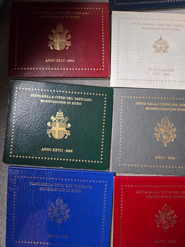 Bu sets Vaticaan, Postzegels en Munten, Ophalen of Verzenden, Vaticaanstad, Setje