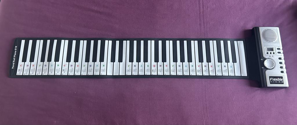 Piano souple, Musique & Instruments, Pianos, Comme neuf, Piano, Noir, Digital, Enlèvement