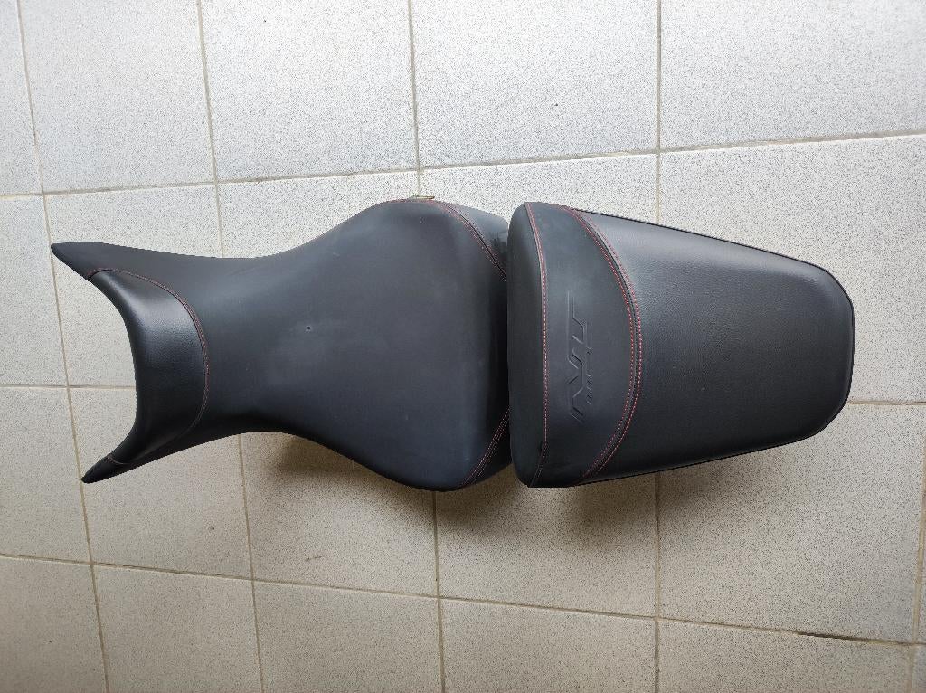 Selles confort NT1100, Motoren, Onderdelen | Honda, Gebruikt, Ophalen of Verzenden