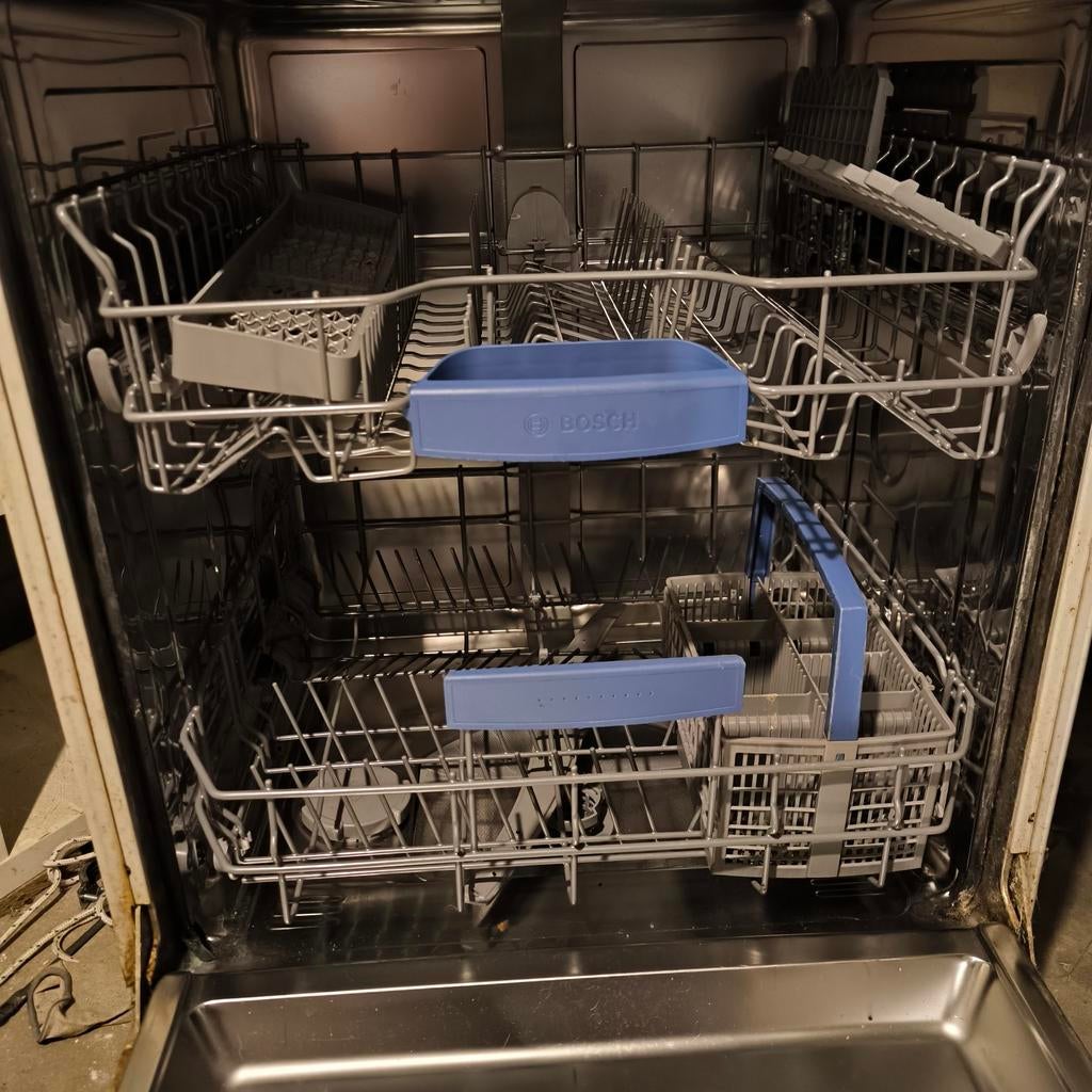 Lave-vaisselle Bosch SuperSilence, Enlèvement