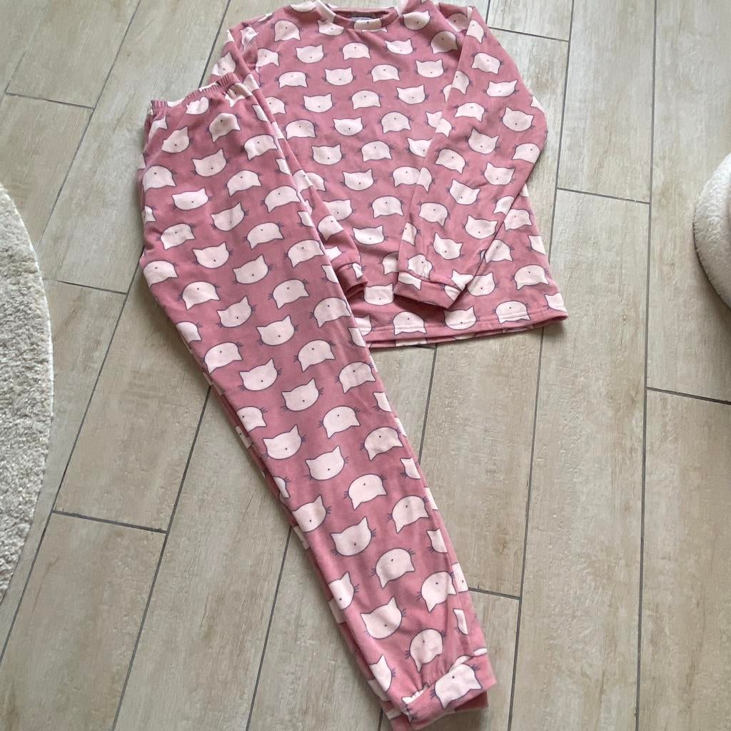 Zachte pyjama maat 164, Ophalen of Verzenden, Zo goed als nieuw, Meisje, Nacht- of Onderkleding
