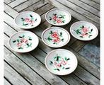 6 assiettes romantiques de style fermier Boch, Maison & Meubles, Enlèvement ou Envoi, Poterie rustique