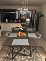 Eettafel, Enlèvement