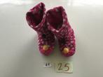 1 paire de chaussons pour enfants taille 25, Enfants & Bébés, Vêtements enfant | Chaussures & Chaussettes, Enlèvement ou Envoi