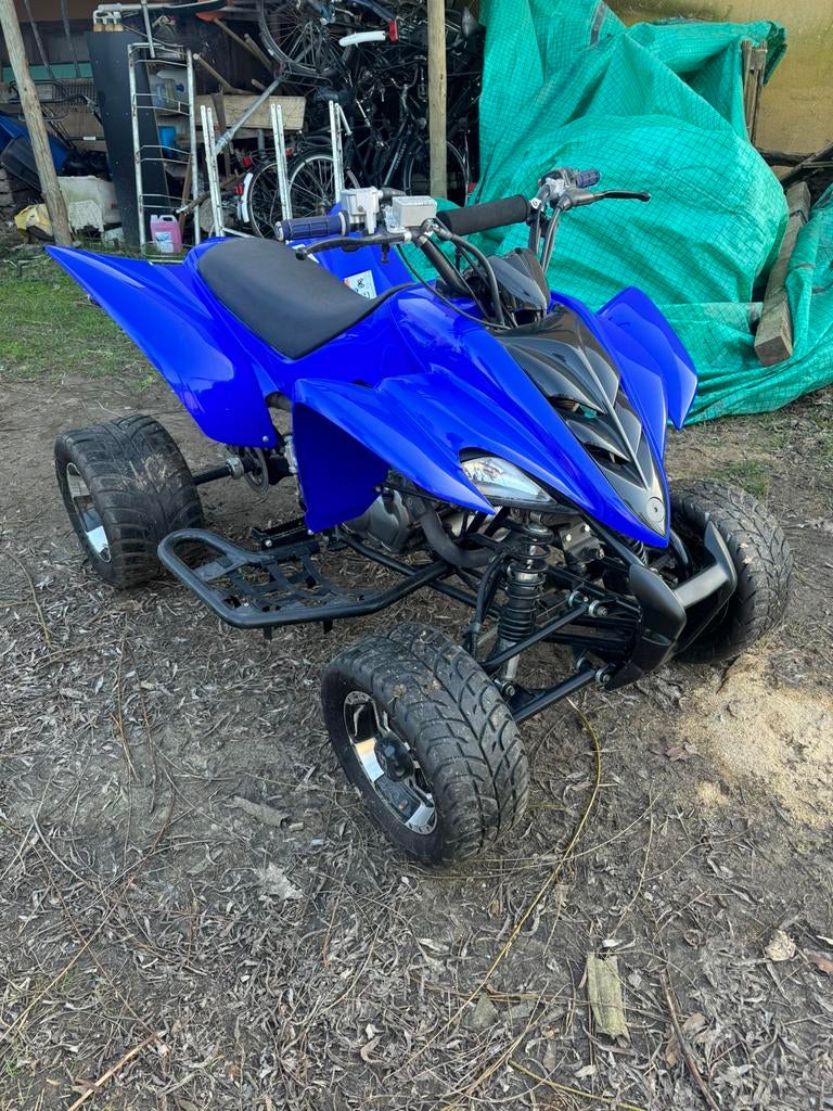 Yamaha Raptor 350 cc, Motos, Quads & Trikes, 12 à 35 kW, 1 cylindre, Envoi