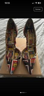 Escarpins Louboutin 41 Edition Tarot, Enlèvement ou Envoi, Porté, Autres couleurs, Escarpins