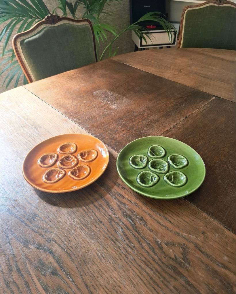 2 vintage escargot borden, Ophalen of Verzenden