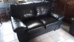 zwarte lederen tweezit en pouffe/poef/hocker, Ophalen, Gebruikt, Tweepersoons, Leer