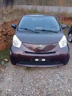 Toyota iQ 1.0 VVT-I 68CH, Animaux & Accessoires, Enlèvement ou Envoi