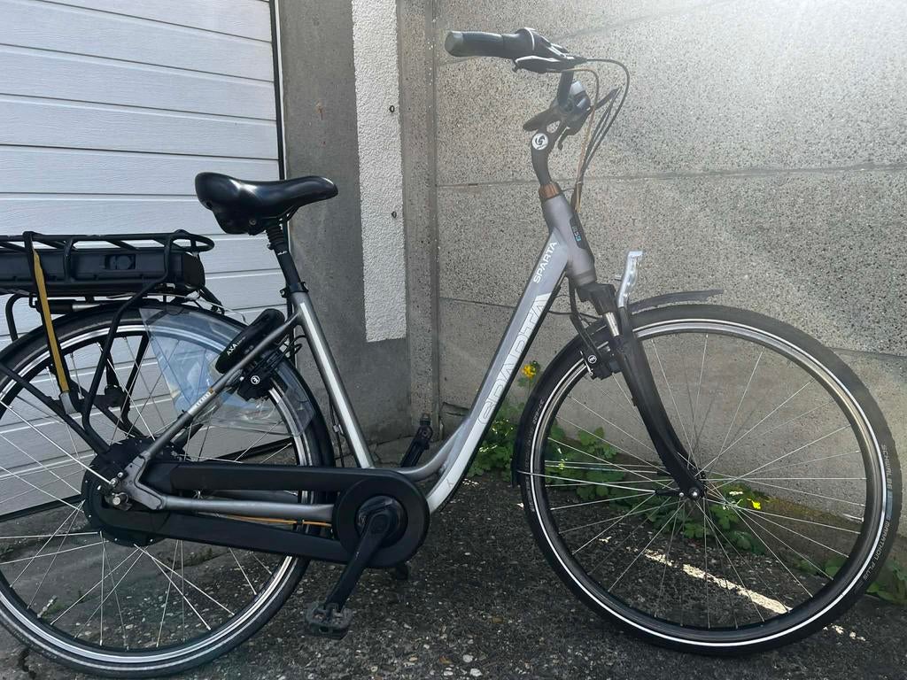Elektrische fiets Sparta 28 inch maat 53/55, Fietsen en Brommers, Elektrische fietsen, Ophalen, Zo goed als nieuw, Sparta