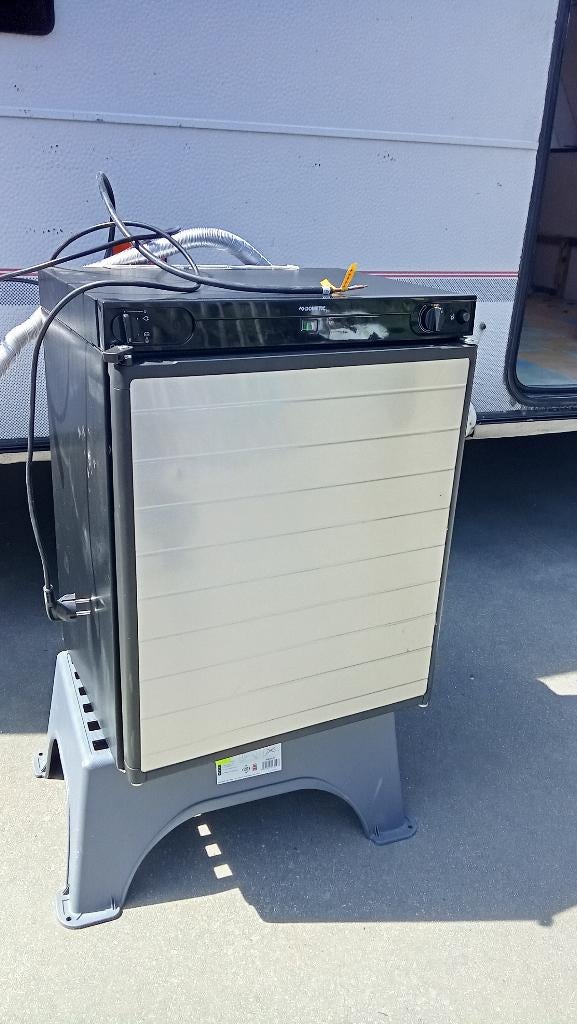 Frigo caravane camping car, Caravanes & Camping, Enlèvement, Comme neuf