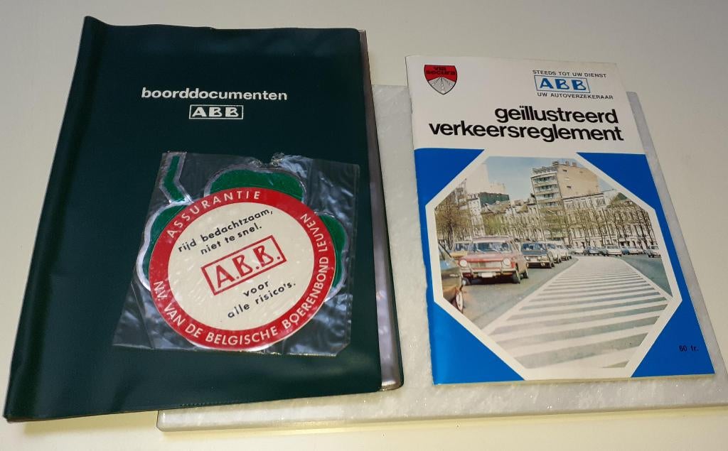 Boek set vintage ABB verkeersreglement 1976, Ophalen of Verzenden, Overige typen