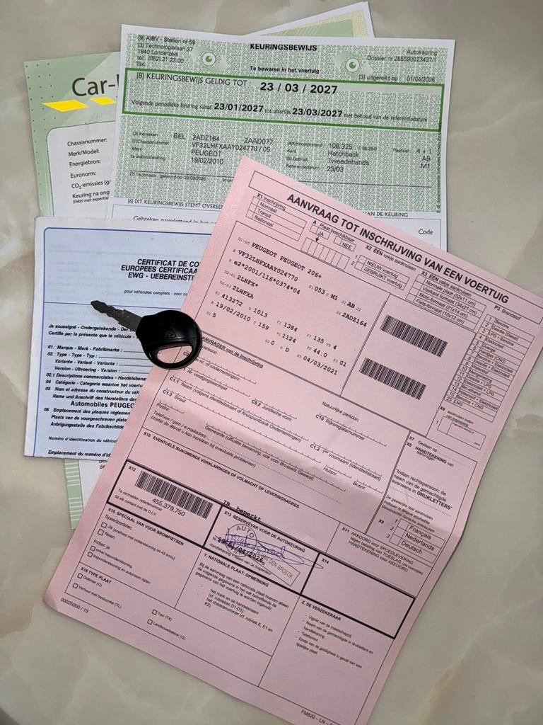 Peugeot 206+ Benzine Gekeurd voor verkoop, Auto's, Peugeot, 206+, Zwart, Handgeschakeld, Particulier