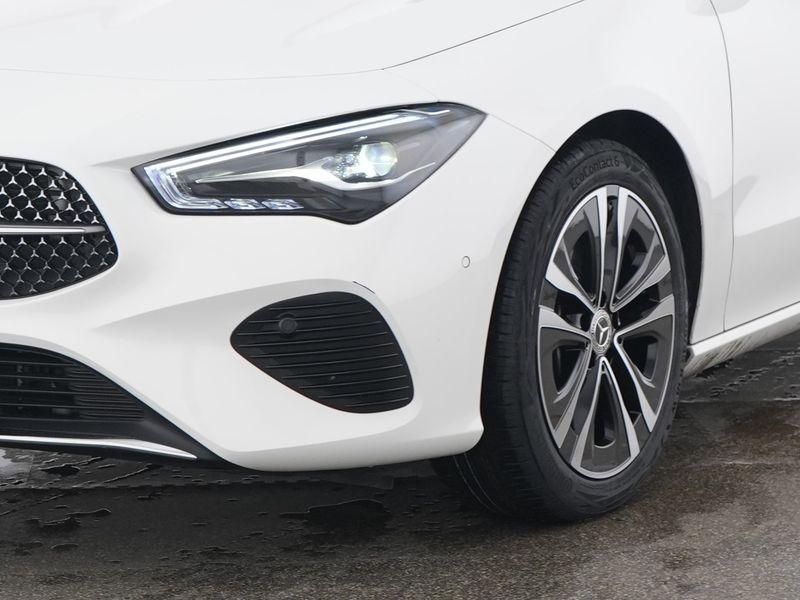 Mercedes-Benz CLA-klasse 180 Shooting Brake Luxury Line | Sm, Auto's, Mercedes-Benz, CLA, Stof, 4 cilinders, 136 pk