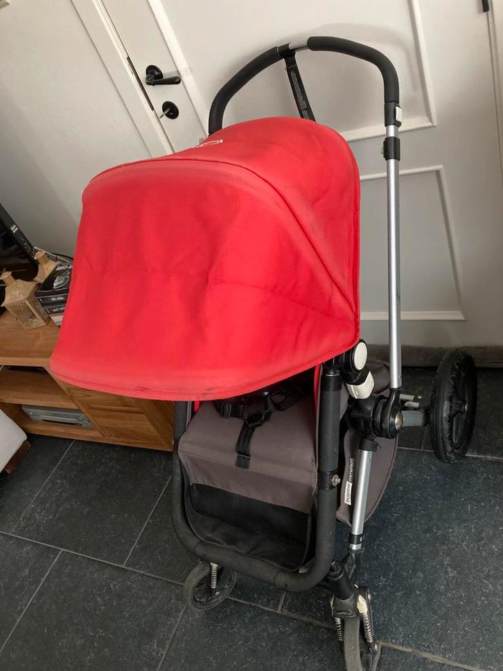 Bugaboo cameleon 3 met regenhoes,zwarte parasol en draagmand, Kinderen en Baby's, Kinderwagens en Combinaties, Zo goed als nieuw