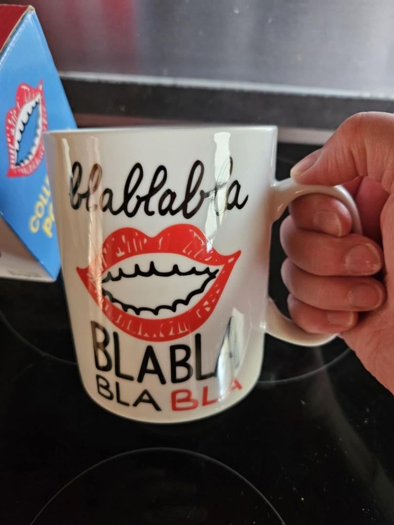 Mug XXL blablabla de La Chaise longue, Huis en Inrichting, Keuken | Servies, Nieuw, Kop(pen) en/of Schotel(s), Ophalen of Verzenden