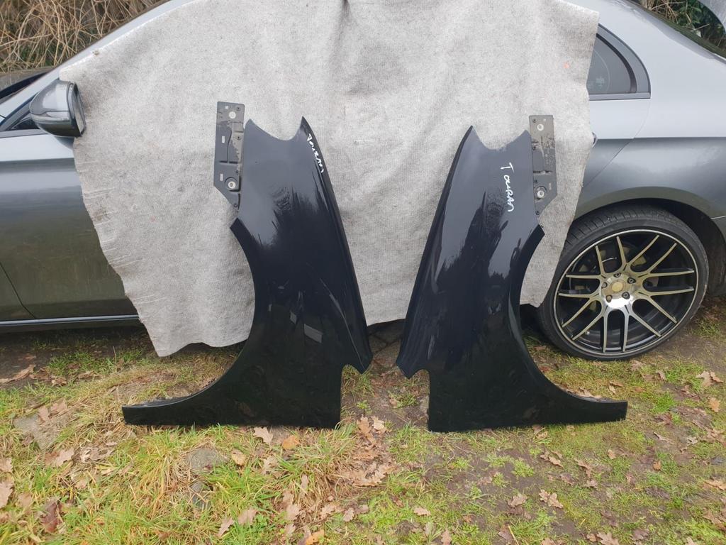 VW TOURAN VOORSCHERMEN LINKS +RECHTS  BJ 2008, Gebruikt, -, -, Ophalen of Verzenden