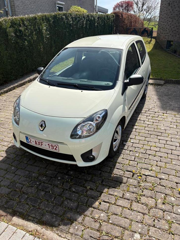 Renault Twingo, Autos, Renault, Bluetooth, Essence, Euro 5, 3 portes, Boîte manuelle, Blanc, Gris, Tissu, Enlèvement