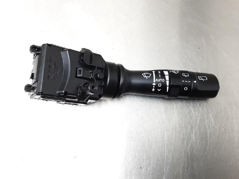 COMMODO ESSUIE-GLACE Kia Sportage (SL) (|934202Y660|), Utilisé, Kia