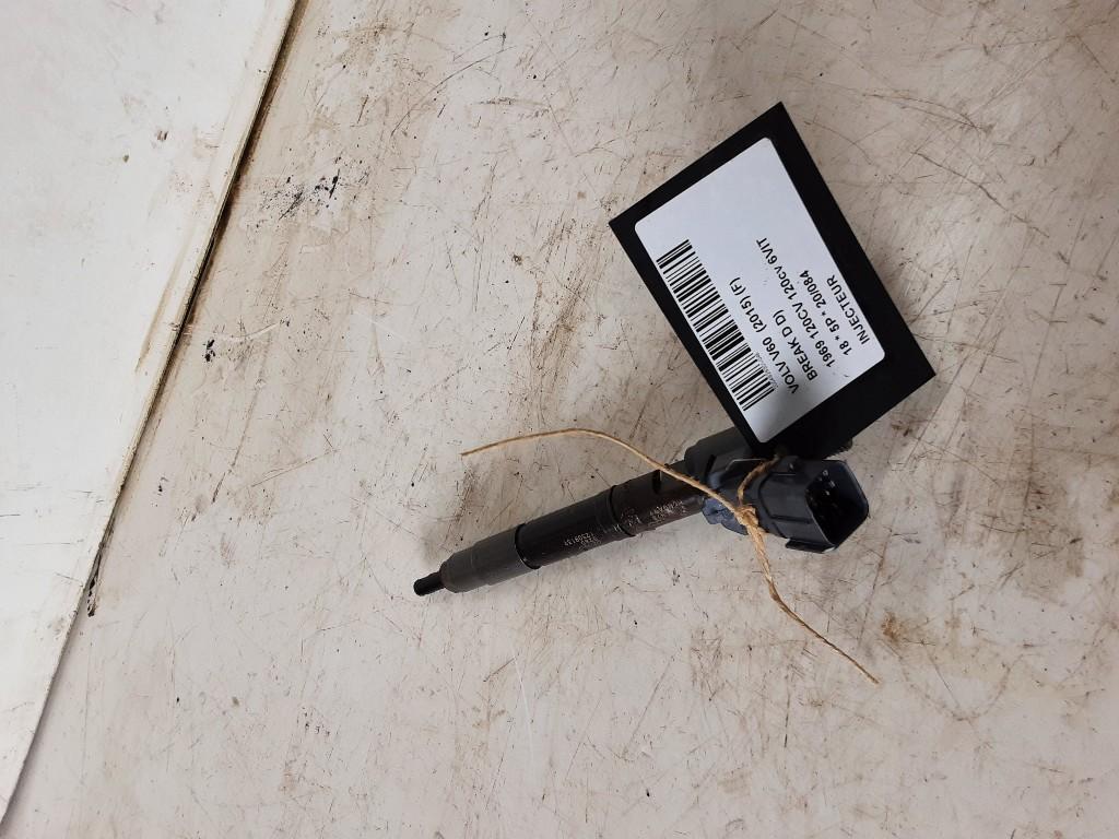 INJECTEUR Volvo V60 I (FW / GW) (VEA132370010CAA), Autos : Pièces & Accessoires, Utilisé, Volvo