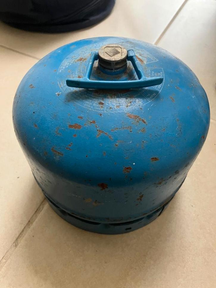 Campingaz 904 leeg- Antwerpen 2 stuks, Caravans en Kamperen, Kampeeraccessoires, Zo goed als nieuw, Ophalen