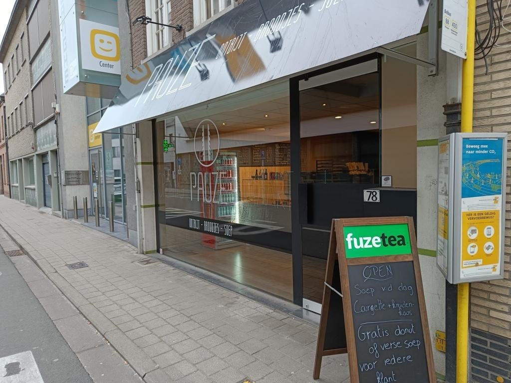 Broodjeszaak in Waregem - volledige inboedel over te nemen