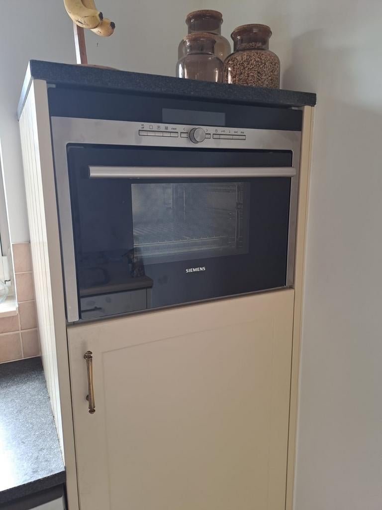 Siemens HB26D552 inbouw stoomoven, Ophalen