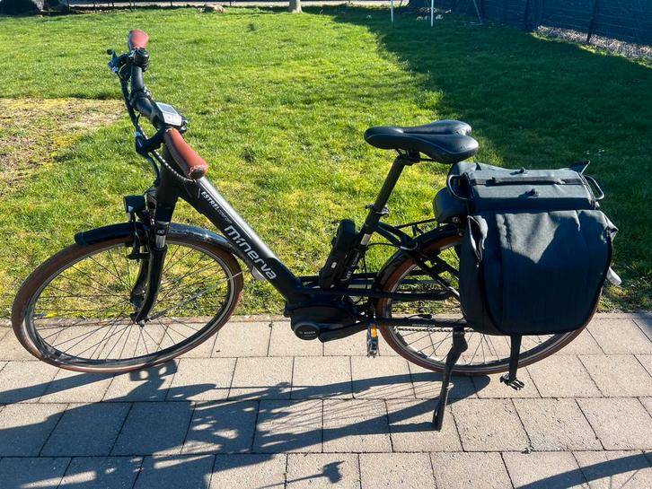 Elektrische vrouwenfiets, Fietsen en Brommers, Elektrische fietsen, Zo goed als nieuw, Overige merken, 50 km per accu of meer